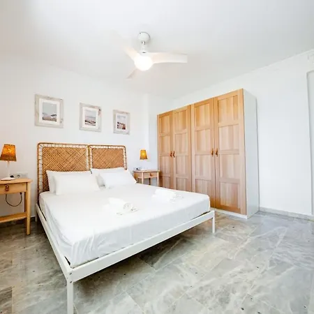 Vistamar, 3 Bedroom 50 Meters From The Apartment Marbella
